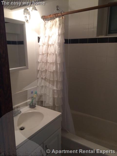 4 bed, 2 bath apartment for rent at 154 Magazine St Unit 2, Cambridgeport — photo 4 of 23