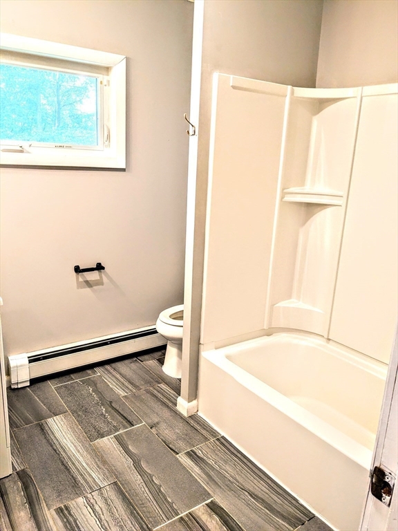 3 bed, 1 bath apartment for rent at 154 Main St Unit 1, Douglas — photo 10 of 16