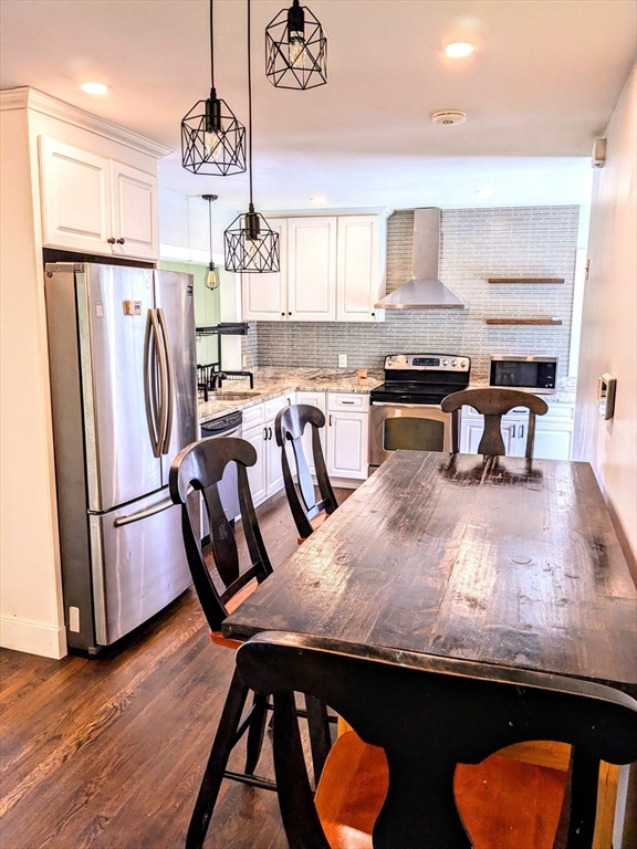 3 bed, 1 bath apartment for rent at 154 Main St Unit 1, Douglas — photo 4 of 16
