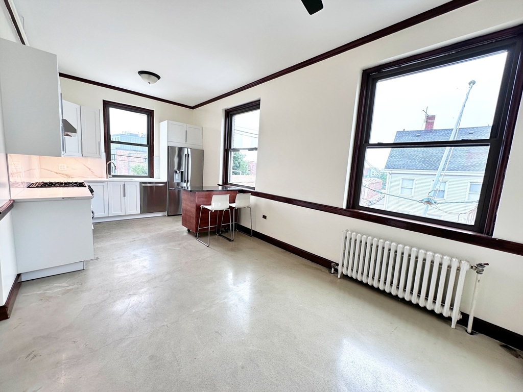 1 bed, 1 bath apartment for rent at 154 Maverick St Unit 301, East Boston — photo 9 of 20