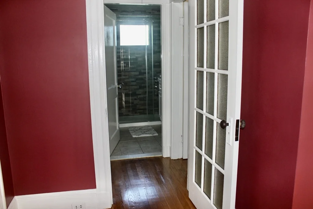 3 bed, 1 bath apartment for rent at 154 Mount Vernon St Unit 2, Malden — photo 11 of 21