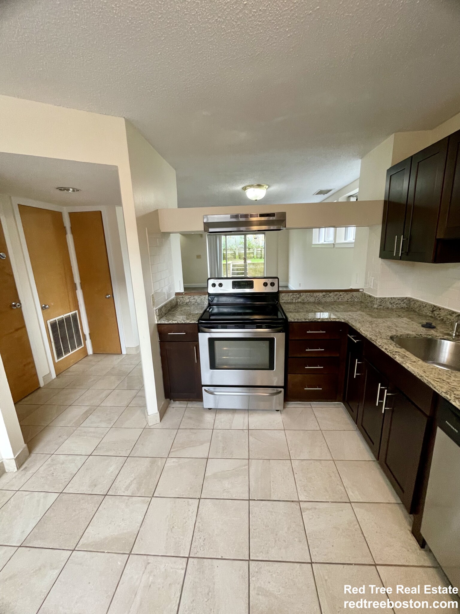 2 bed, 1.5 bath apartment for rent at 154 North Beacon St Unit A3, Brighton — photo 2 of 21