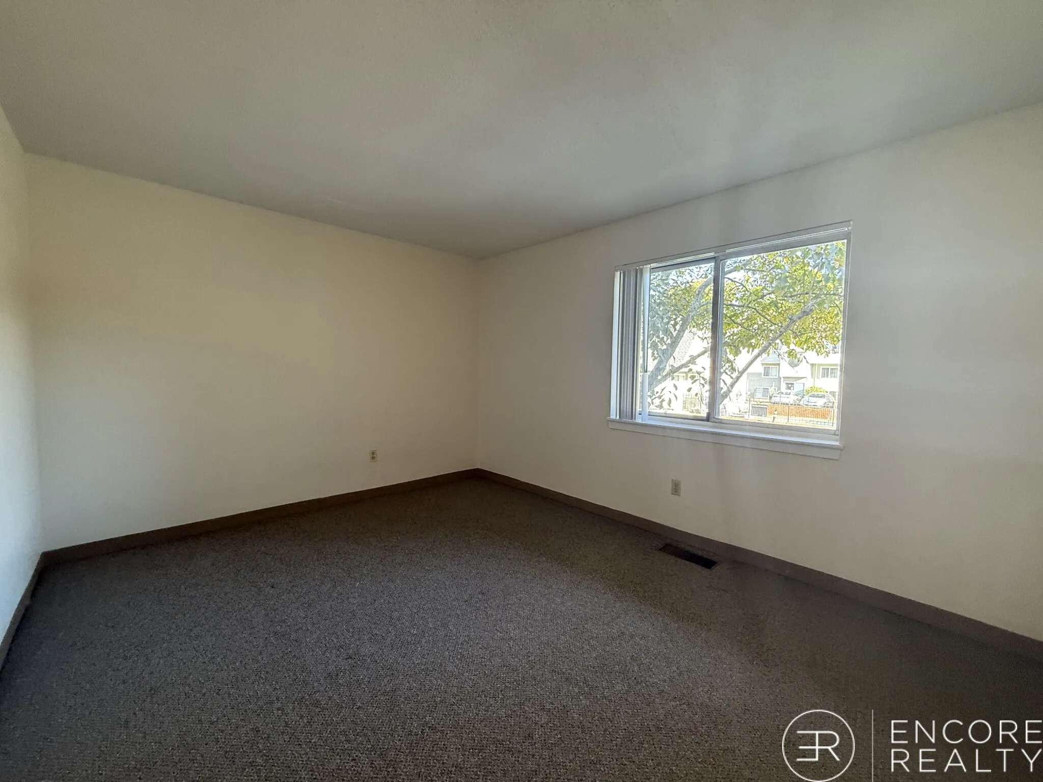 2 bed, 1.5 bath apartment for rent at 154 North Beacon St Unit B2, Brighton — photo 8 of 10