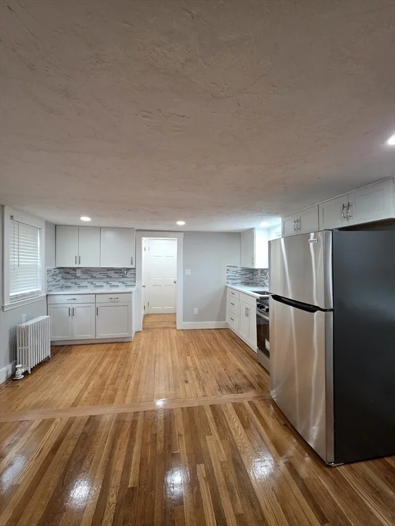 2 bed, 1 bath apartment for rent at 154 Pleasant St Unit 2, Marlborough — photo 7 of 27