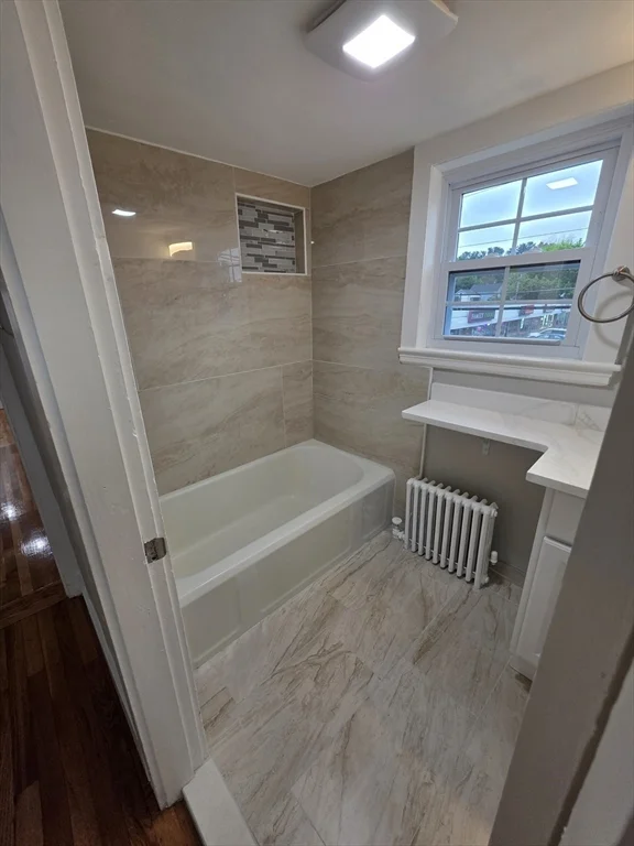 2 bed, 1 bath apartment for rent at 154 Pleasant St Unit 2, Marlborough — photo 16 of 27