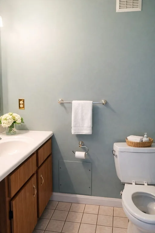 2 bed, 2 bath apartment for rent at 154 Quincy Shore Dr Unit 36, Quincy — photo 8 of 12