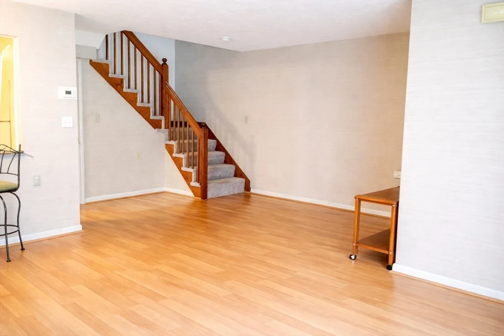 2 bed, 2 bath apartment for rent at 154 Quincy Shore Dr Unit 36, Quincy — photo 4 of 12