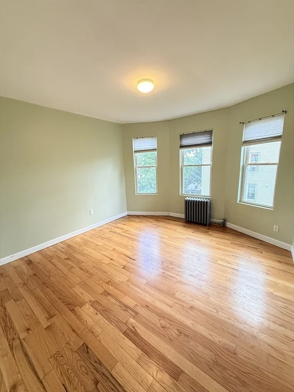 4 bed, 1 bath apartment for rent at 154 Stanwood St Unit 3, Dorchester — photo 2 of 18