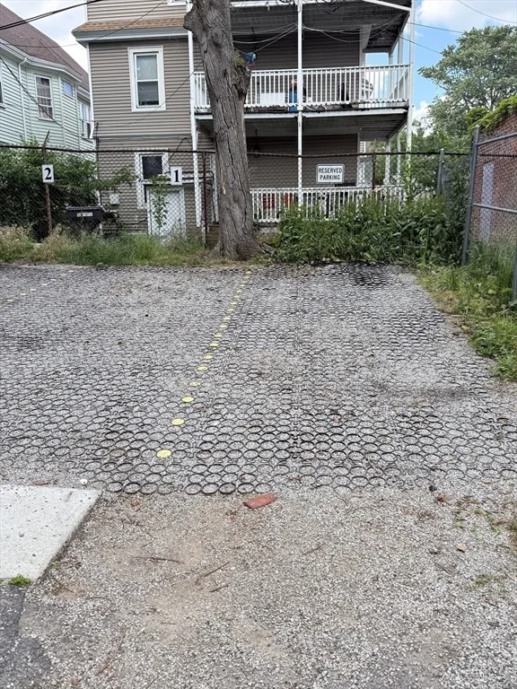4 bed, 1 bath apartment for rent at 154 Stanwood St Unit 3, Dorchester — photo 17 of 18