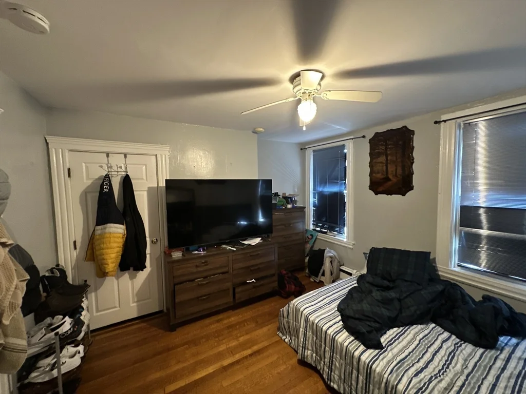 3 bed, 1 bath apartment for rent at 154 Vine St Unit 1, Everett — photo 9 of 22