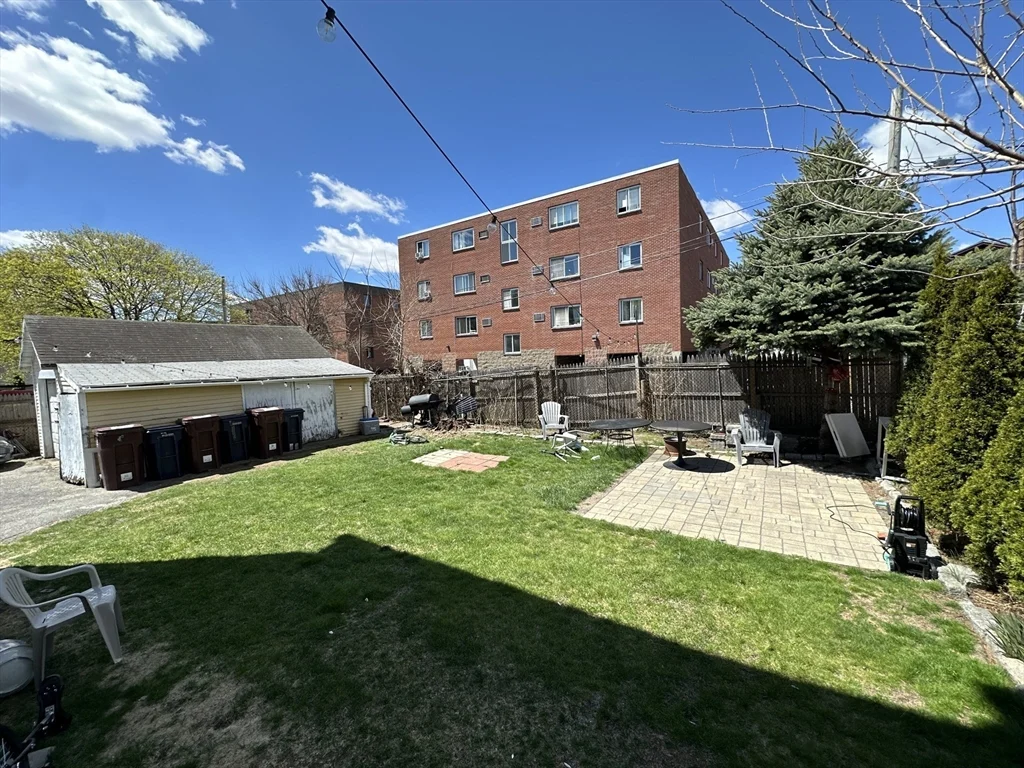 3 bed, 1 bath apartment for rent at 154 Vine St Unit 1, Everett — photo 21 of 22