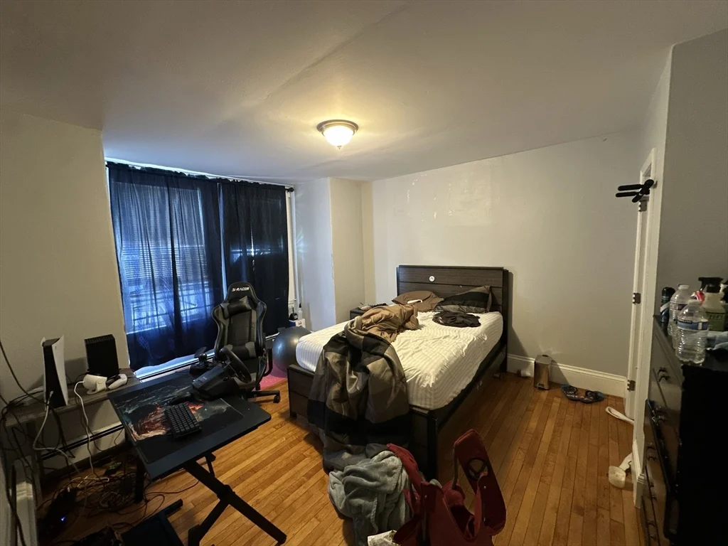 3 bed, 1 bath apartment for rent at 154 Vine St Unit 1, Everett — photo 4 of 22