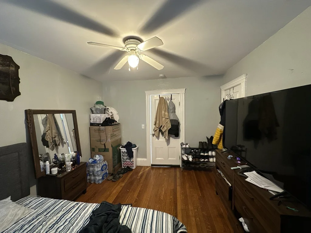 3 bed, 1 bath apartment for rent at 154 Vine St Unit 1, Everett — photo 8 of 22