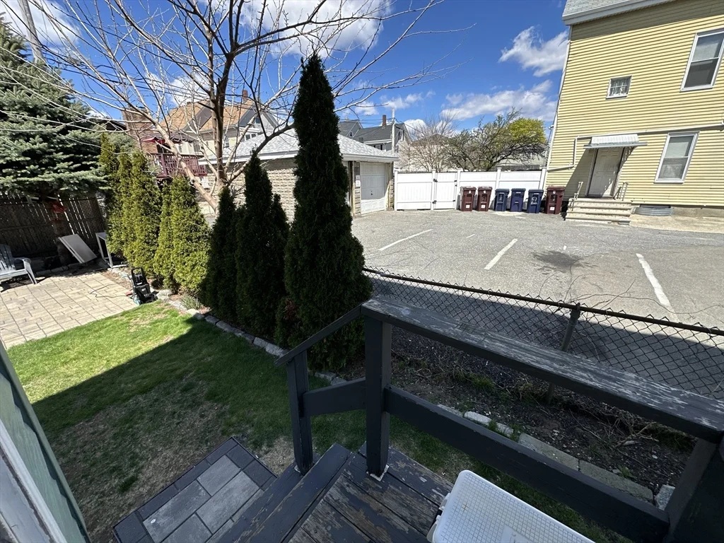 3 bed, 1 bath apartment for rent at 154 Vine St Unit 1, Everett — photo 19 of 22