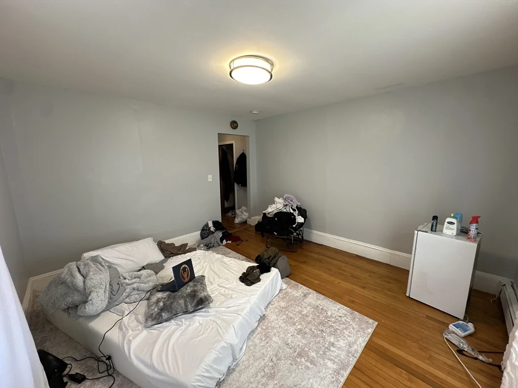 3 bed, 1 bath apartment for rent at 154 Vine St Unit 1, Everett — photo 15 of 22