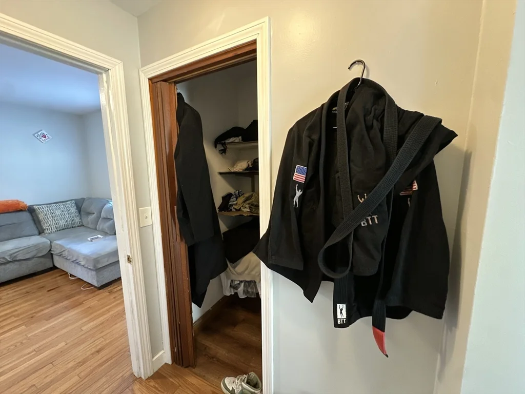 3 bed, 1 bath apartment for rent at 154 Vine St Unit 1, Everett — photo 16 of 22