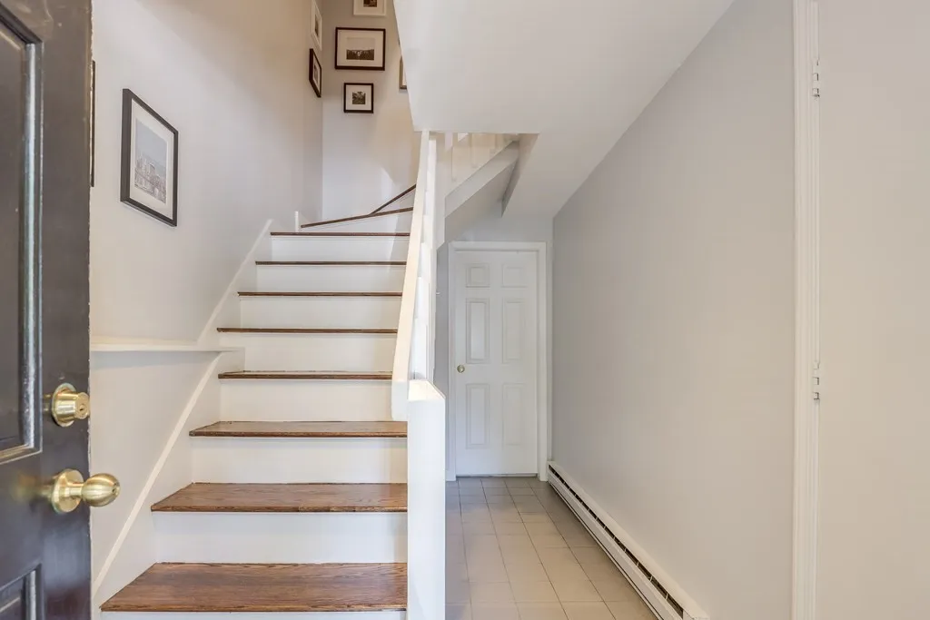 2 bed, 1 bath apartment for rent at 154 W 3rd St Unit 154, South Boston — photo 26 of 26