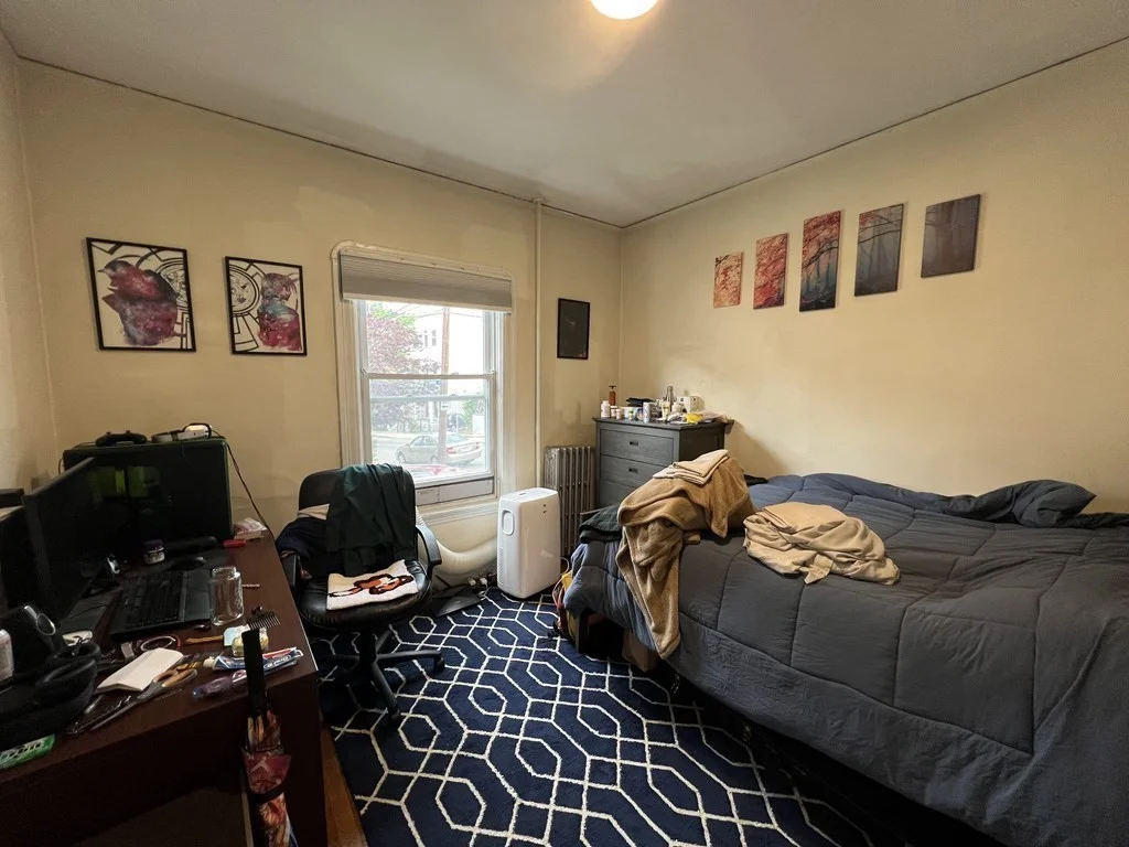3 bed, 1 bath apartment for rent at 154 Walnut St Unit 1, Somerville — photo 7 of 17