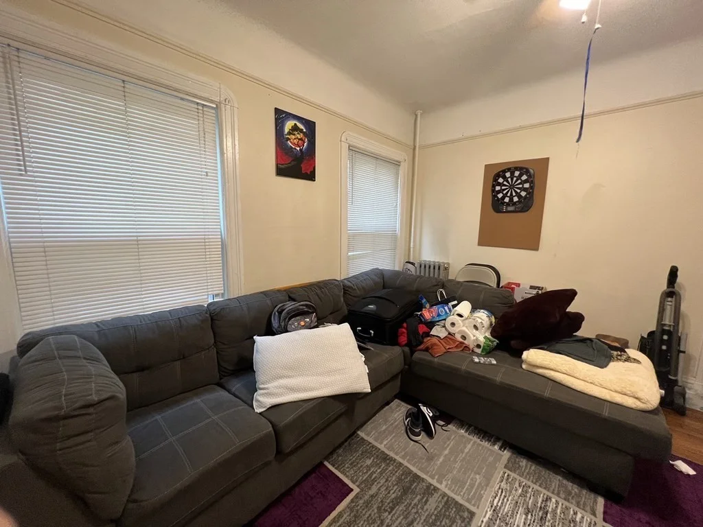 3 bed, 1 bath apartment for rent at 154 Walnut St Unit 1, Somerville — photo 3 of 17