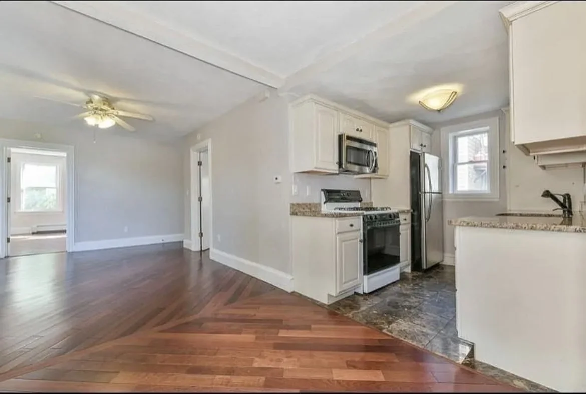 2 bed, 1 bath apartment for rent at 154 Webster Unit Suite 2, East Boston — photo 4 of 10