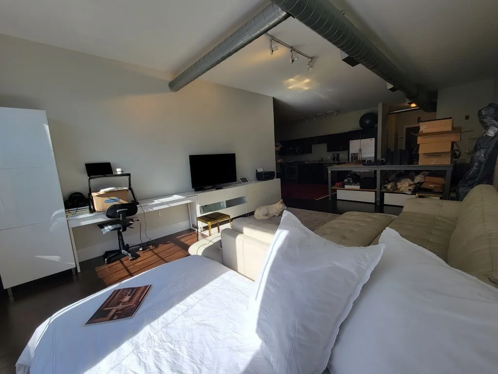 1 bed, 1 bath apartment for rent at 154 West 2nd St Unit 108, South Boston — photo 5 of 14