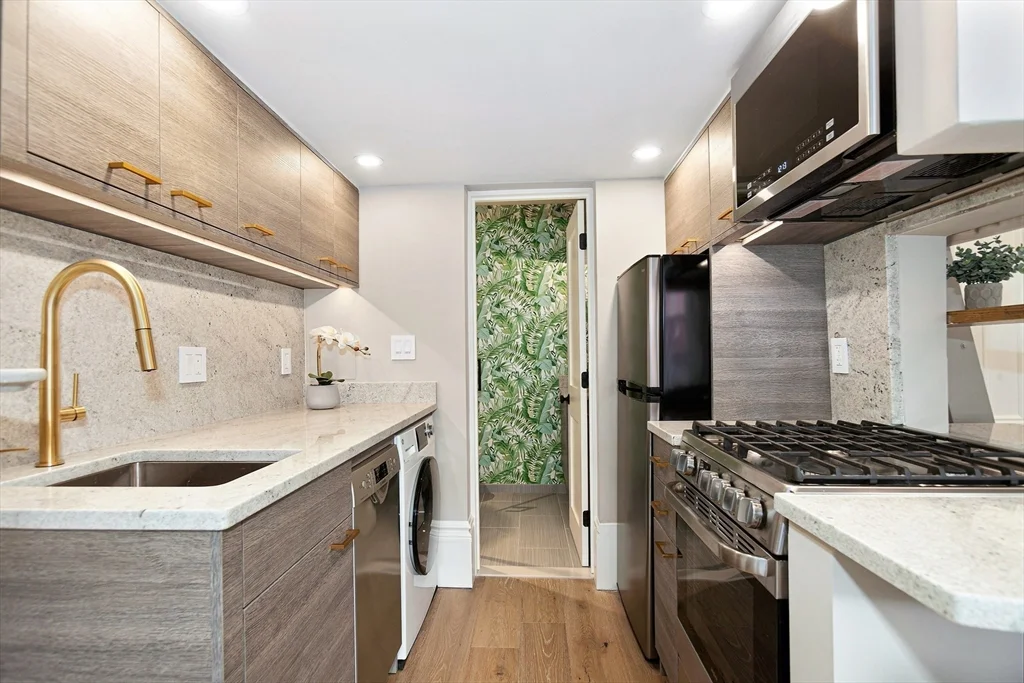 Studio bed, 1 bath apartment for rent at 154 West Concord St Unit 2A, South End — photo 17 of 20