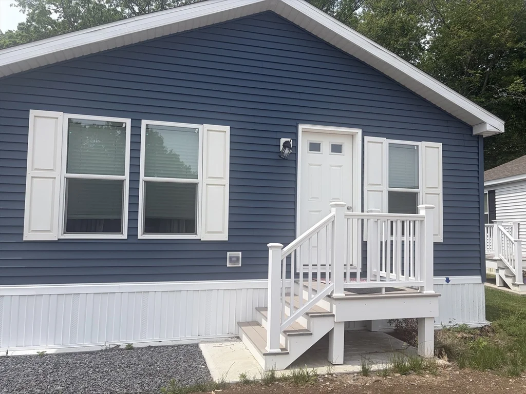 2 bed, 1 bath apartment for rent at 1540 Broadway Unit 28, Raynham — photo 1 of 21