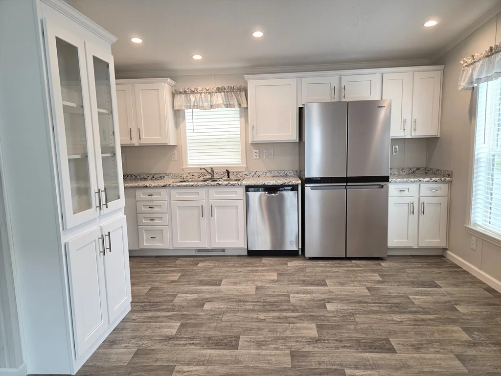 2 bed, 1 bath apartment for rent at 1540 Broadway Unit 28, Raynham — photo 9 of 21