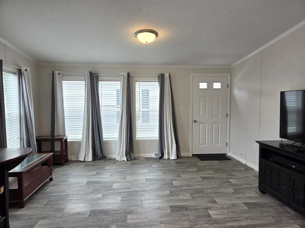 2 bed, 1 bath apartment for rent at 1540 Broadway Unit 28, Raynham — photo 7 of 21