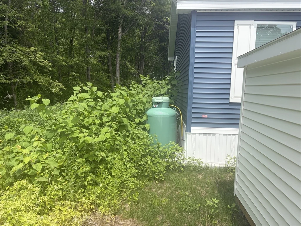2 bed, 1 bath apartment for rent at 1540 Broadway Unit 28, Raynham — photo 5 of 21