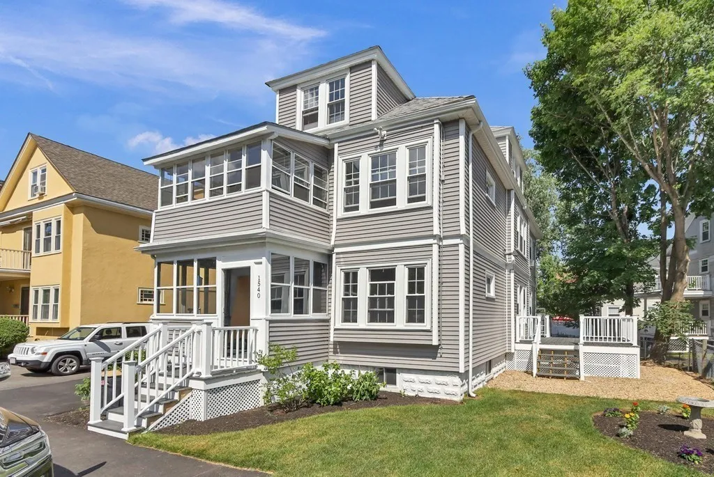 3 bed, 2 bath apartment for rent at 1540 Mystic Valley Pkwa Unit 1, West Medford