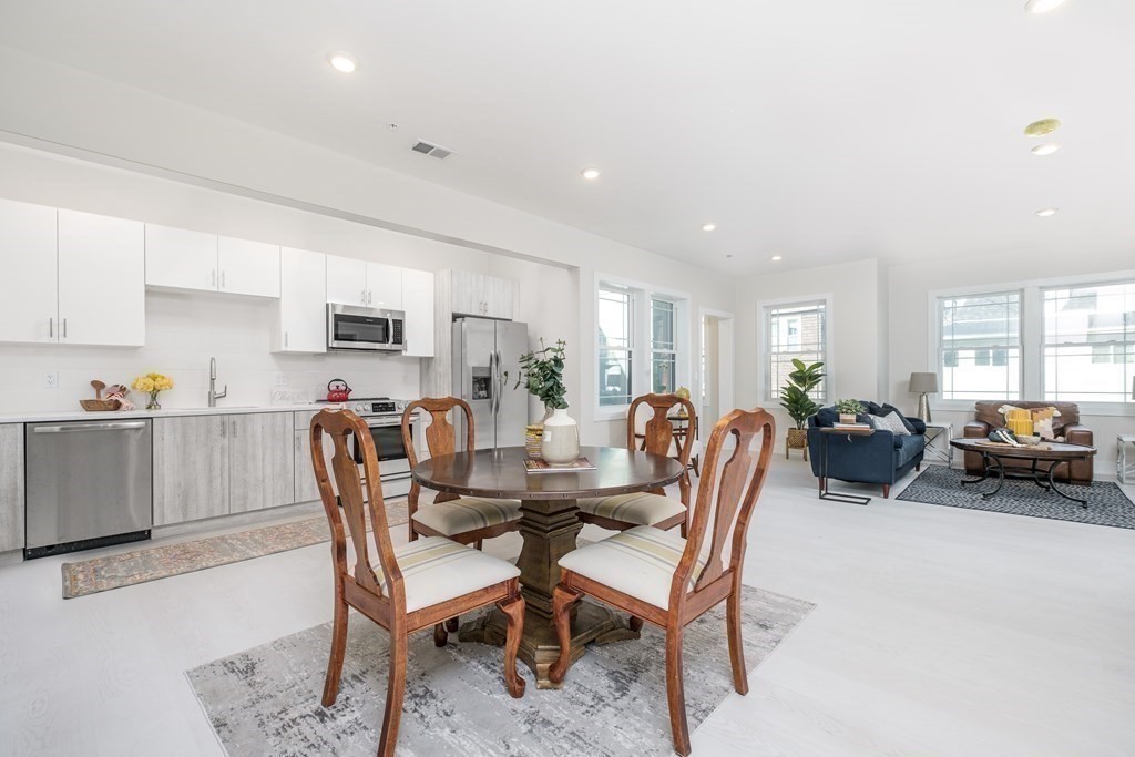 1 bed, 1 bath apartment for rent at 1540 North Shore Rd Unit 103, Revere — photo 1 of 17