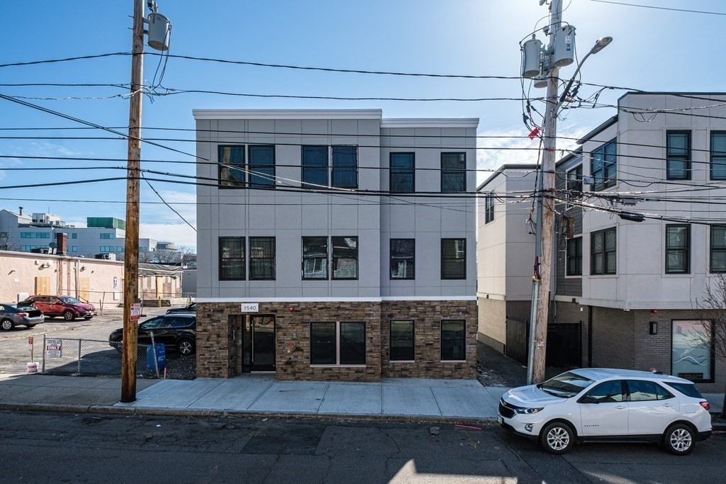 1 bed, 1 bath apartment for rent at 1540 North Shore Rd Unit 103, Revere — photo 16 of 17