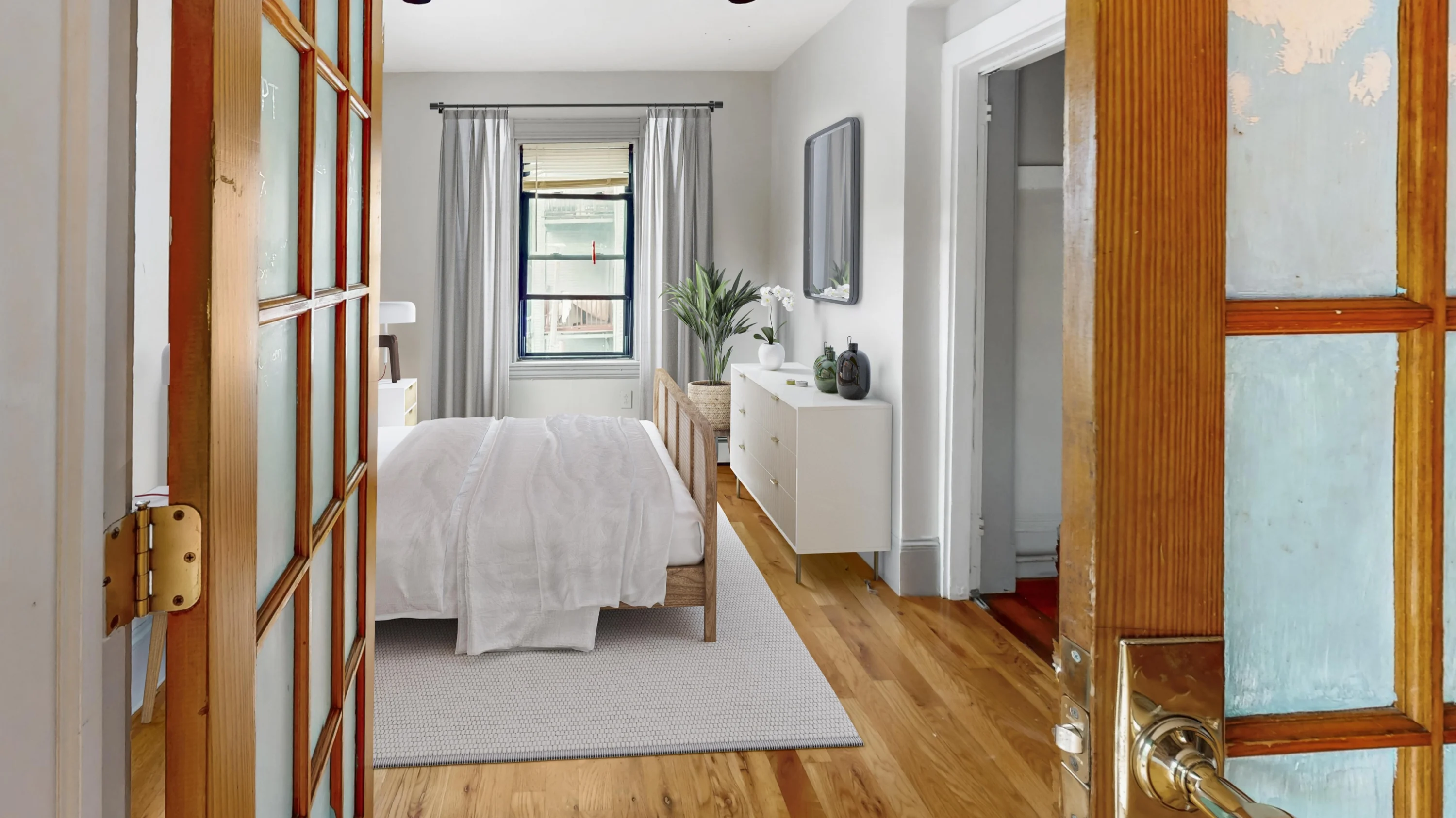 3 bed, 1 bath apartment for rent at 1540 Tremont St Unit 2R, Mission Hill — photo 4 of 13
