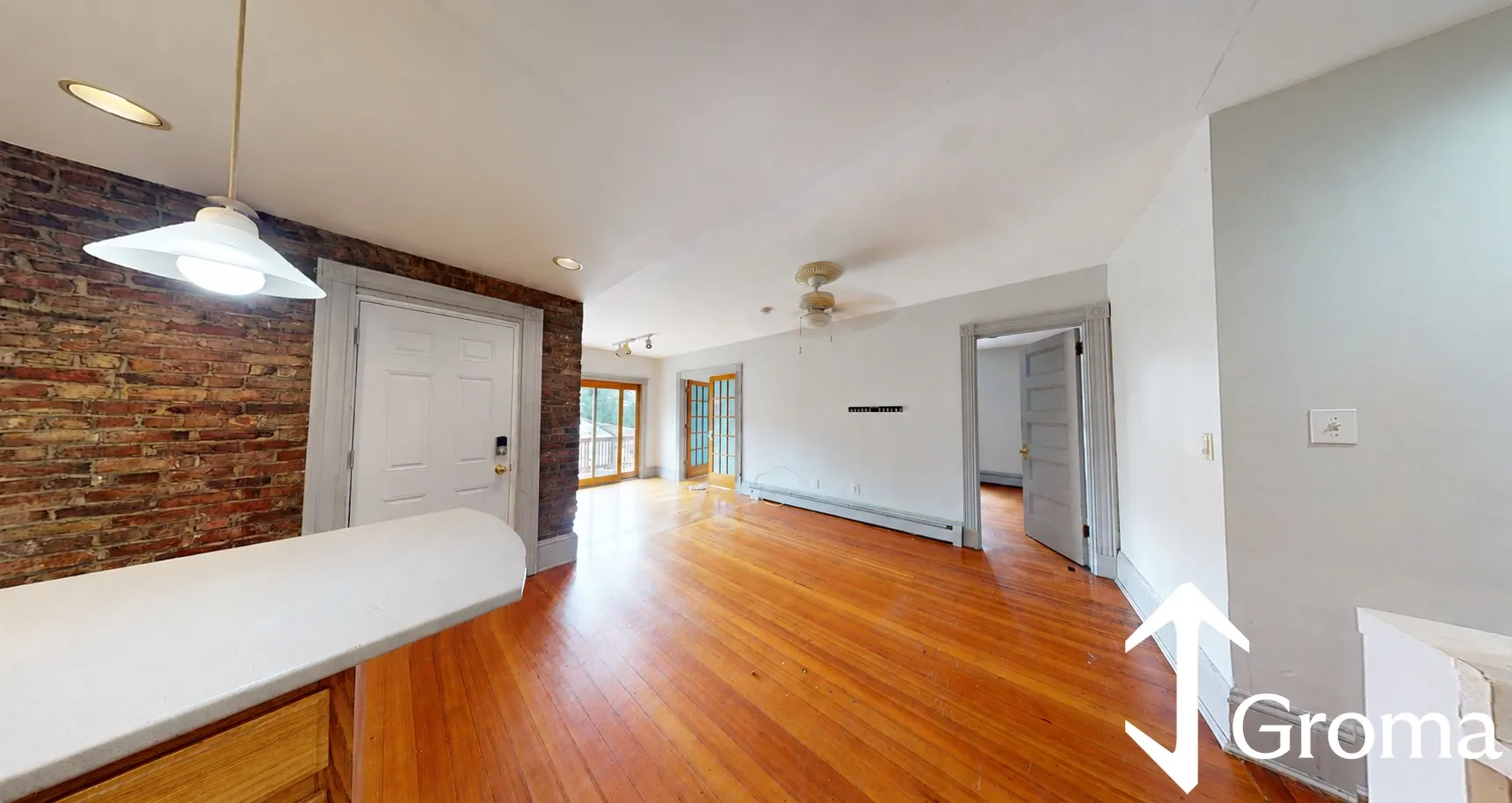 3 bed, 1 bath apartment for rent at 1540 Tremont St Unit 2R, Mission Hill — photo 3 of 13
