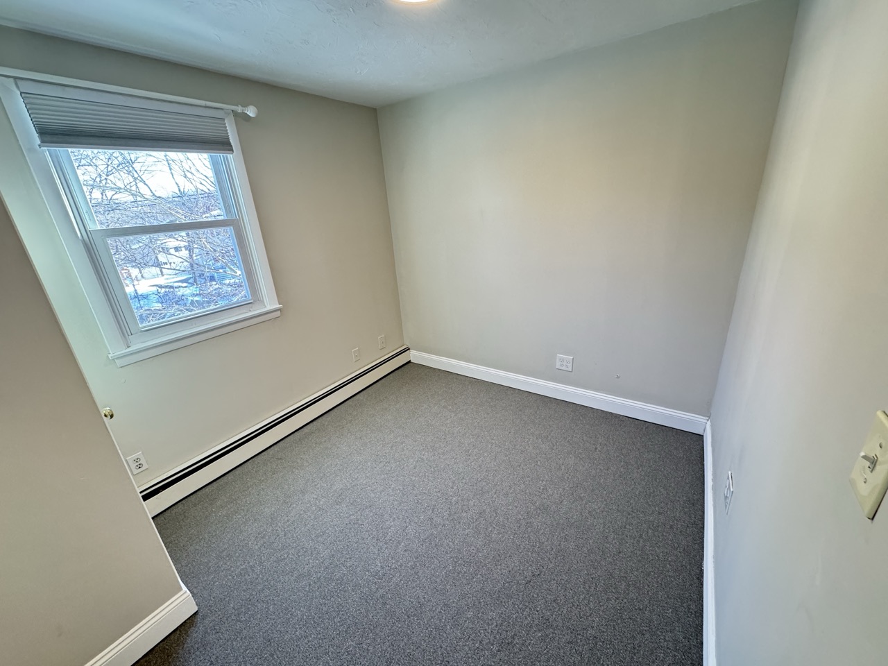 4 bed, 2 bath apartment for rent at 1547 Liberty St Unit 1, Braintree — photo 8 of 13
