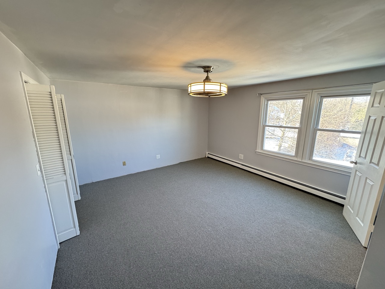 4 bed, 2 bath apartment for rent at 1547 Liberty St Unit 1, Braintree — photo 9 of 13