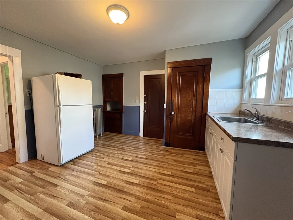 3 bed, 1 bath apartment for rent at 155-157 Hillside St Unit 2, Mission Hill — photo 8 of 17
