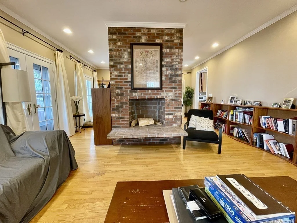 4 bed, 1 bath apartment for rent at 155 Amory St Unit 155, Coolidge Corner — photo 3 of 37