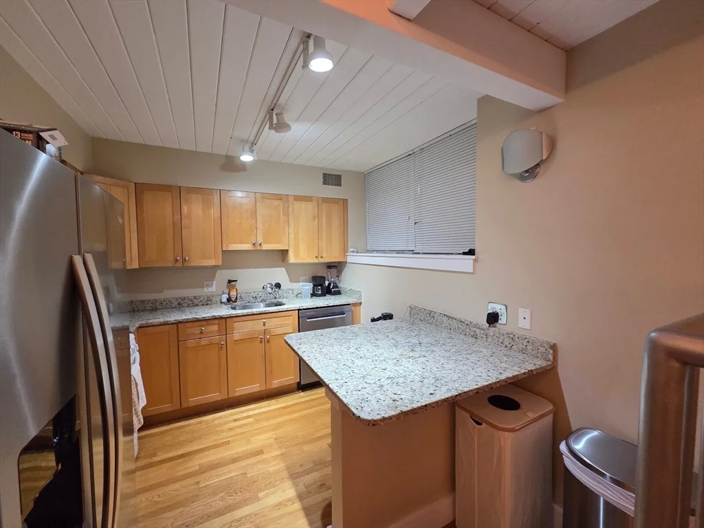 2 bed, 2 bath apartment for rent at 155 Brookline St Unit 2, Cambridgeport — photo 11 of 20