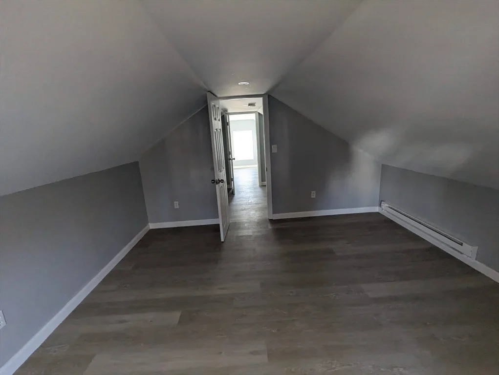 4 bed, 1 bath apartment for rent at 155 Centre Ave Unit 2, Abington — photo 18 of 33