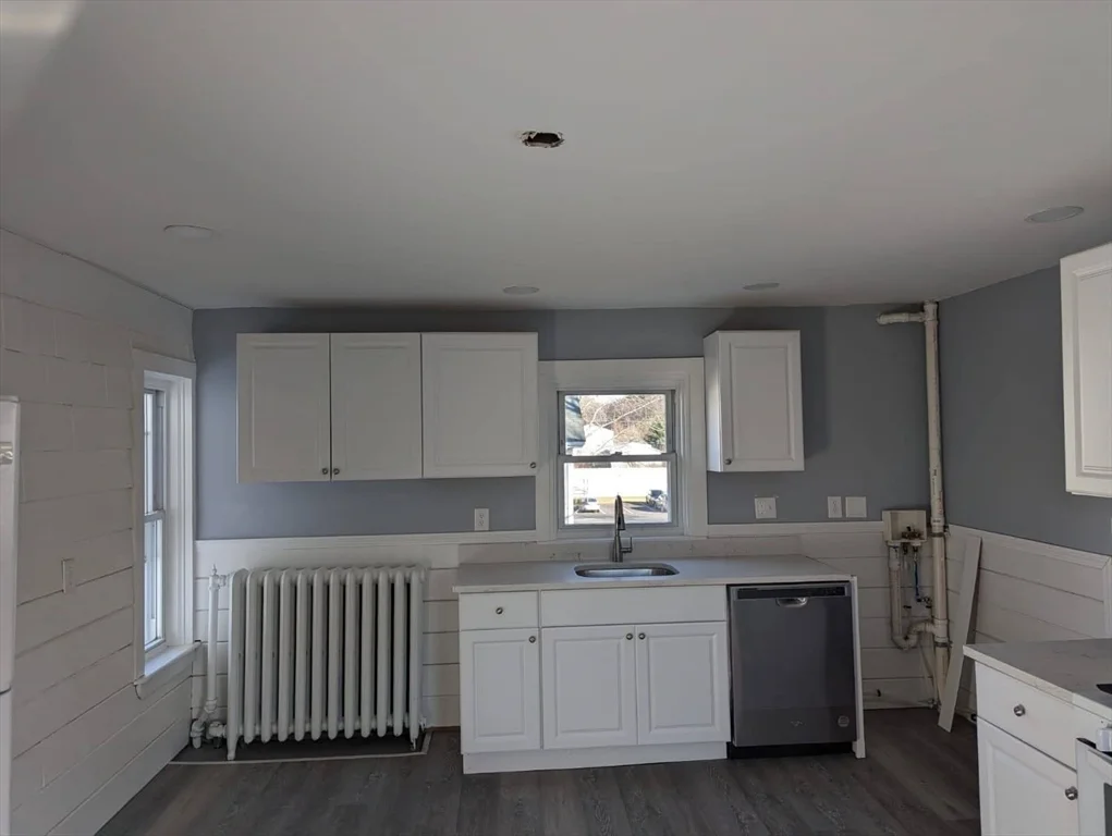 4 bed, 1 bath apartment for rent at 155 Centre Ave Unit 2, Abington — photo 29 of 33