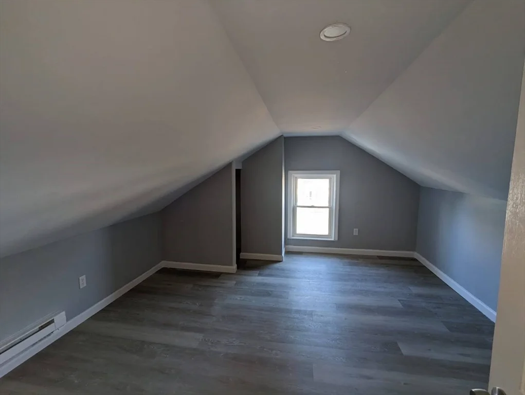 4 bed, 1 bath apartment for rent at 155 Centre Ave Unit 2, Abington — photo 16 of 33