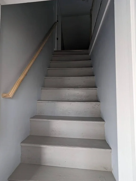 4 bed, 1 bath apartment for rent at 155 Centre Ave Unit 2, Abington — photo 10 of 33