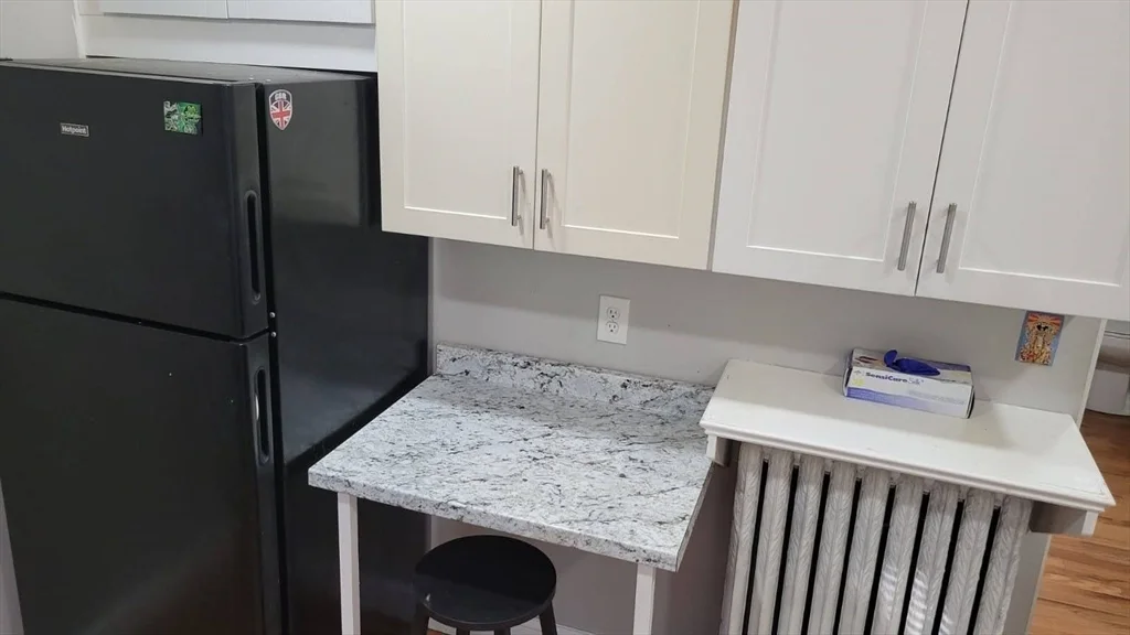 2 bed, 1 bath apartment for rent at 155 Centre Ave Unit 3, Abington — photo 16 of 23