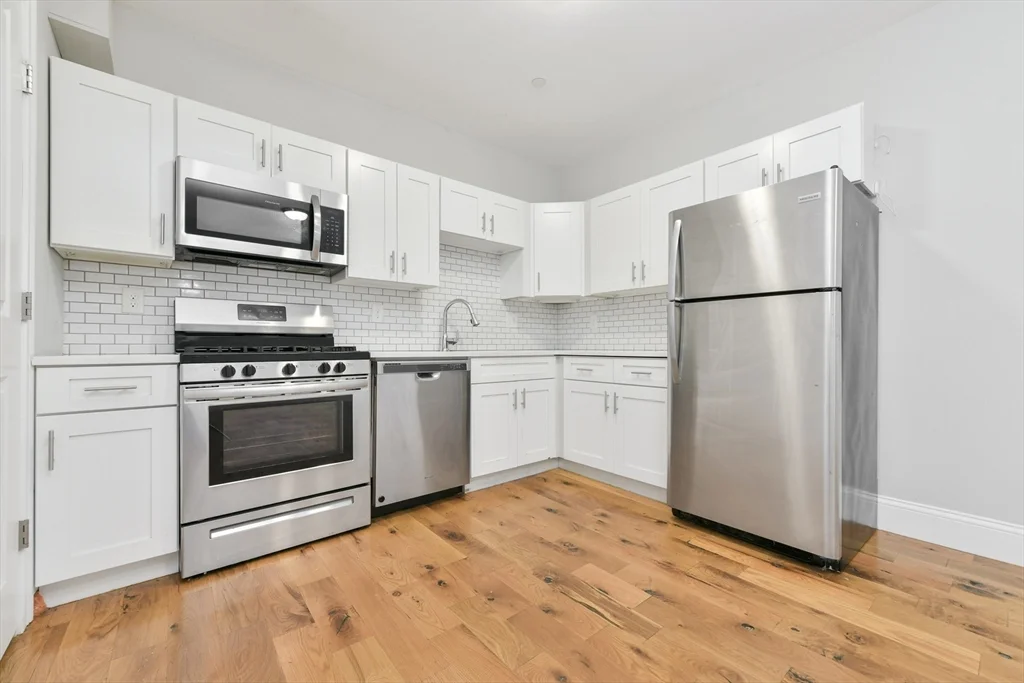 3 bed, 1 bath apartment for rent at 155 Chelsea St Unit 1, East Boston