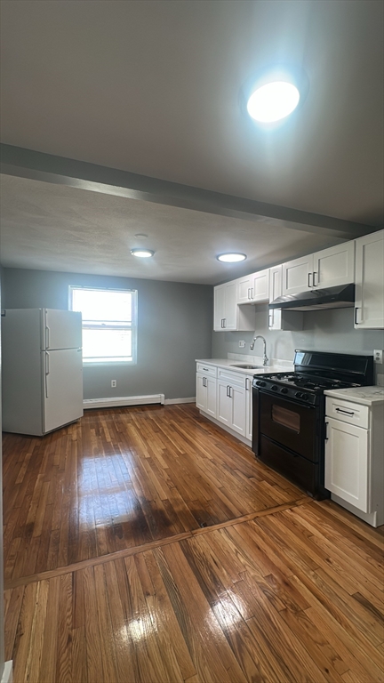 2 bed, 1 bath apartment for rent at 155 Cottage Unit 2, Everett — photo 4 of 8