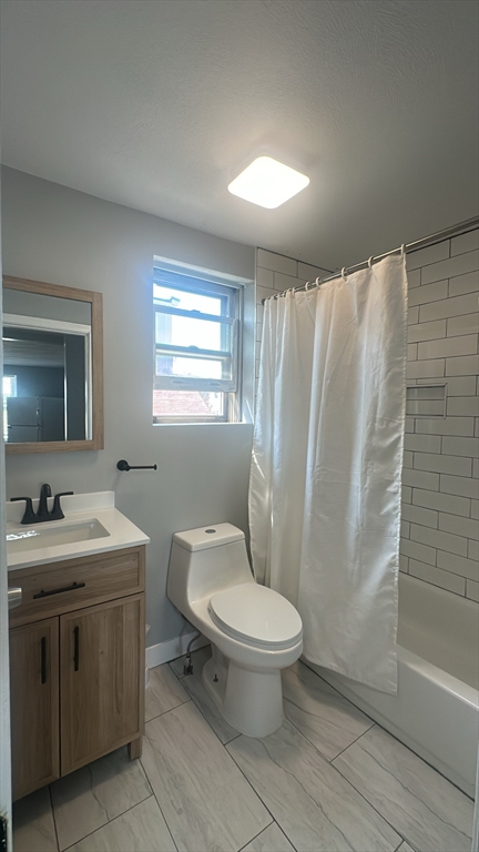 2 bed, 1 bath apartment for rent at 155 Cottage Unit 2, Everett — photo 5 of 8