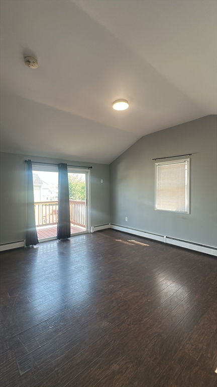 3 bed, 1 bath apartment for rent at 155 Cottage Unit 3, Everett — photo 4 of 11
