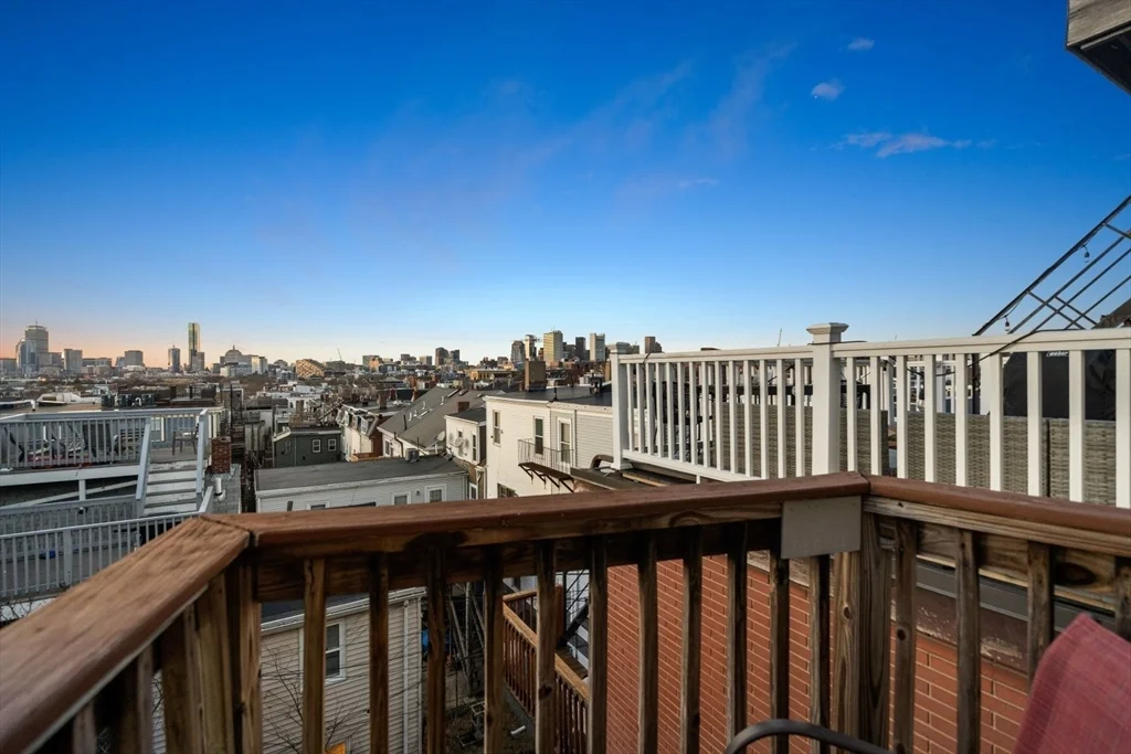4 bed, 3 bath apartment for rent at 155 Dorchester St, South Boston — photo 15 of 24